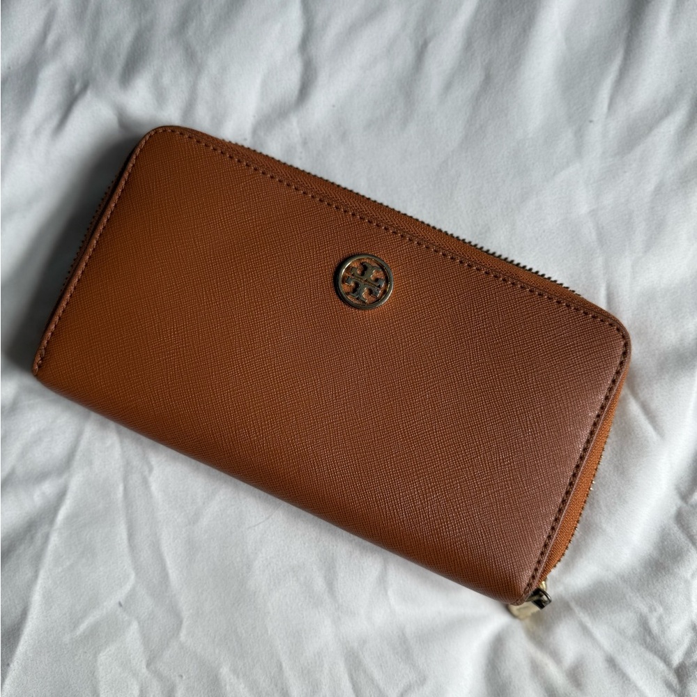 Tory Burch Wallet